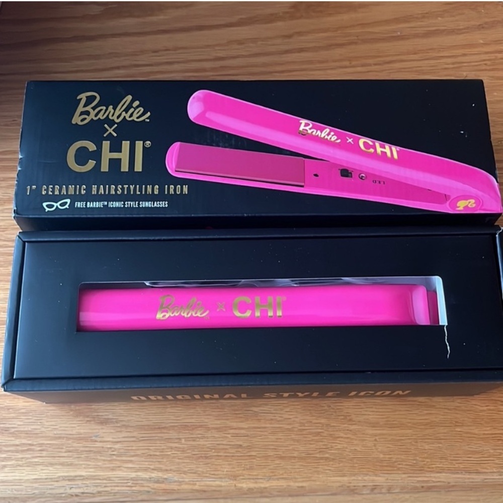 CHI | Barbie Hairstyling Straightener Iron 1” ceramic plates w/ Sunglasses - Picture 2 of 5